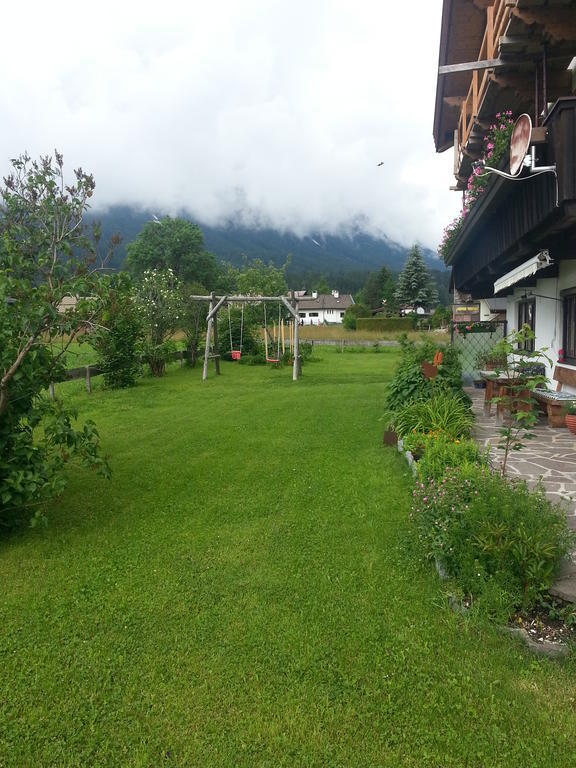 Bed and Breakfast Haus Karwendelblick Лойташ Экстерьер фото