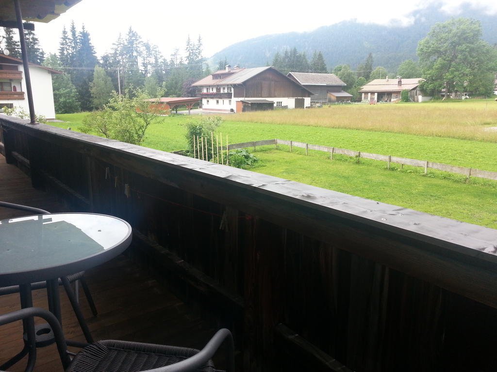 Bed and Breakfast Haus Karwendelblick Лойташ Номер фото